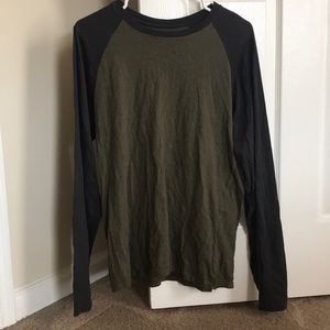 Long sleeve shirt